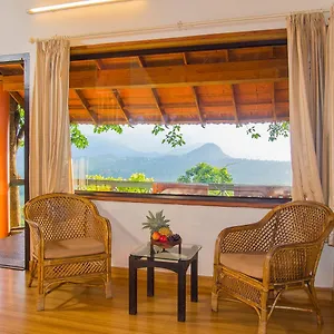 *** Resort Edakkal Hermitage India