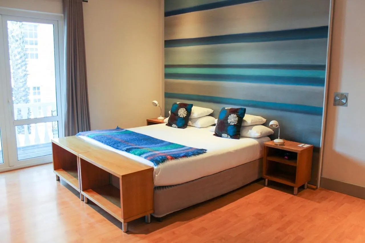 Hippo Boutique Hotel Cape Town 4*,